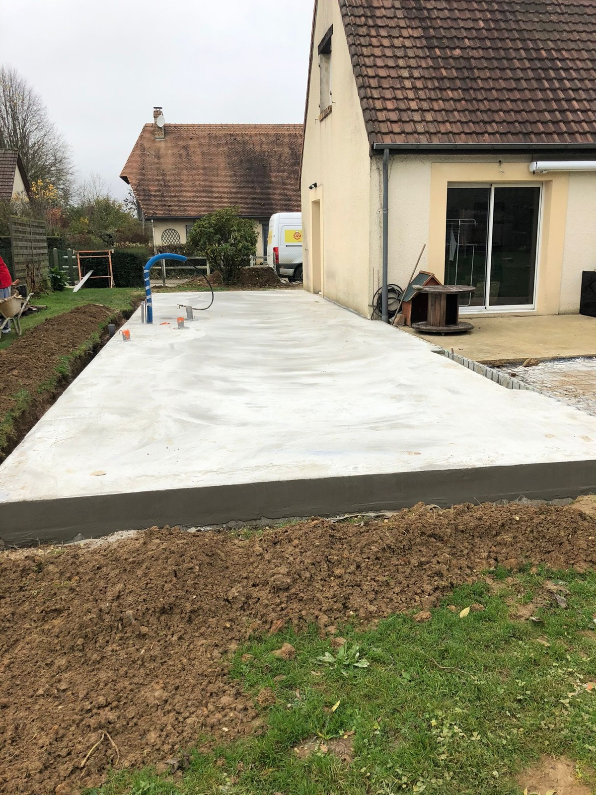 Chape liquide et dalle béton